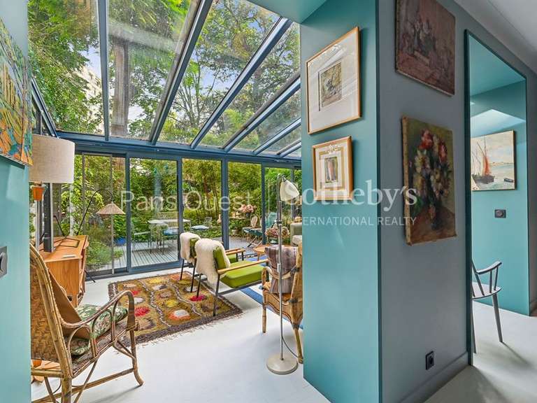 Appartement Paris 16e - 2 chambres - 81m²