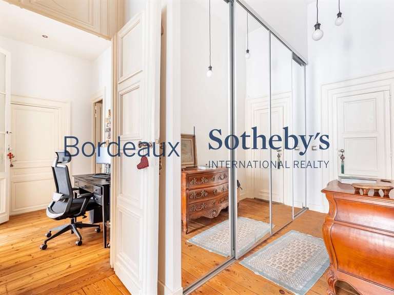 Appartement Bordeaux - 4 chambres - 132m²