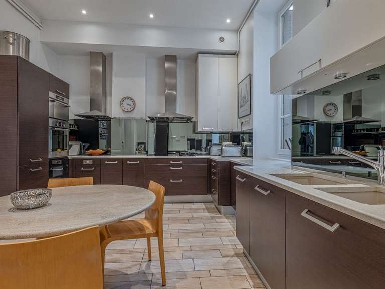 Apartment Lyon 2e - 3 bedrooms - 203m²