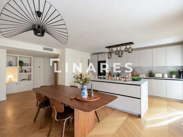 Appartement Marseille 8e - 3 chambres - 117m²