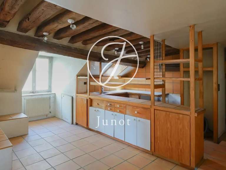 Appartement Paris 3e - 1 chambre - 75m²