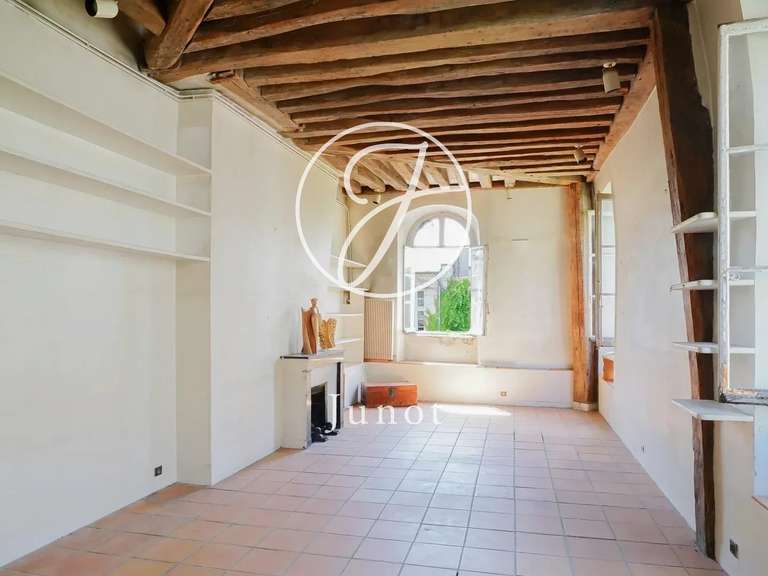 Appartement Paris 3e - 1 chambre - 75m²