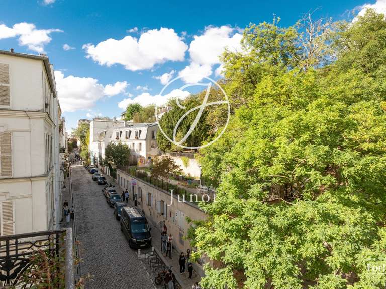 Apartment Paris 18e - 3 bedrooms - 109m²