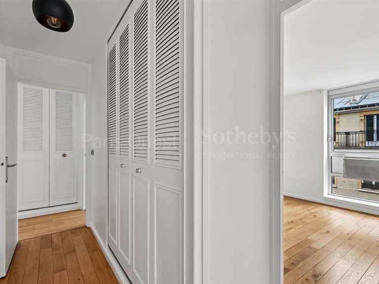 Appartement Paris 16e - 2 chambres - 89m²