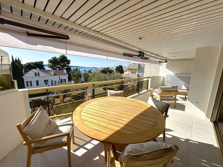 Appartement avec Vue sur mer Cannes - 3 chambres - 100m²