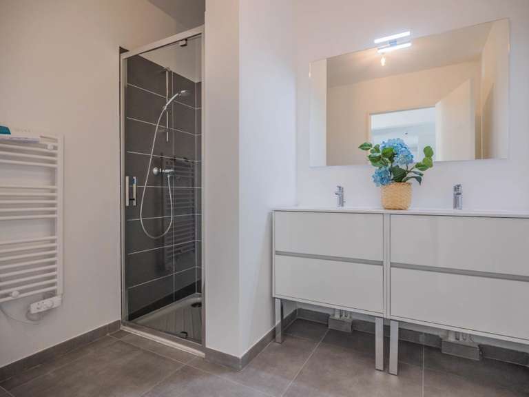 Appartement Grimaud - 3 chambres - 84m²