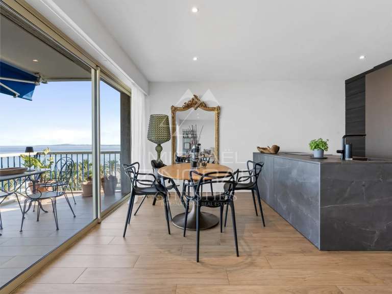 Appartement Cagnes-sur-Mer - 2 chambres - 77m²