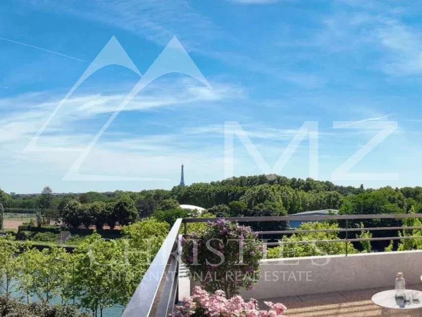 Apartment Suresnes