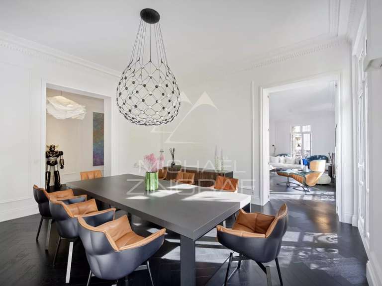 Apartment Paris 16e - 6 bedrooms - 347m²