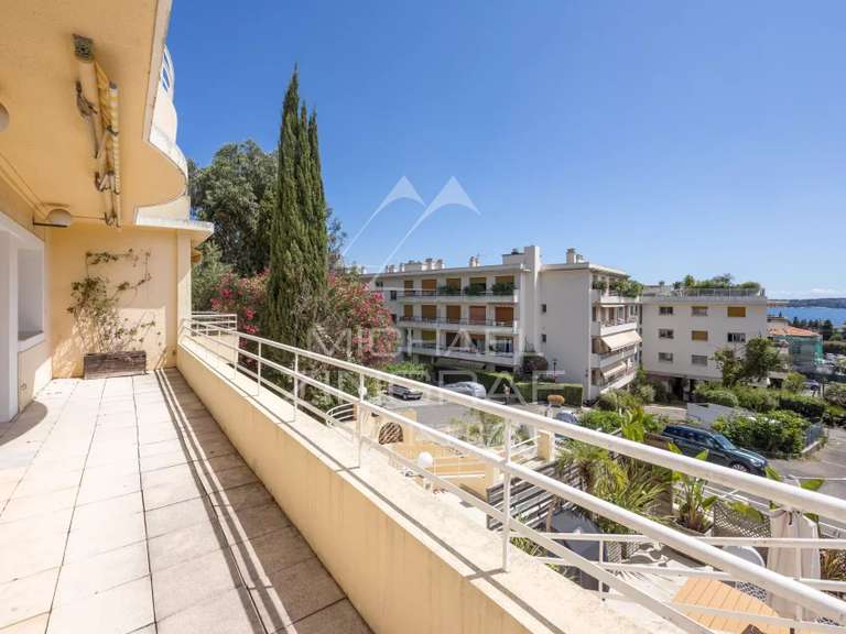 Appartement Cannes - 3 chambres - 96m²