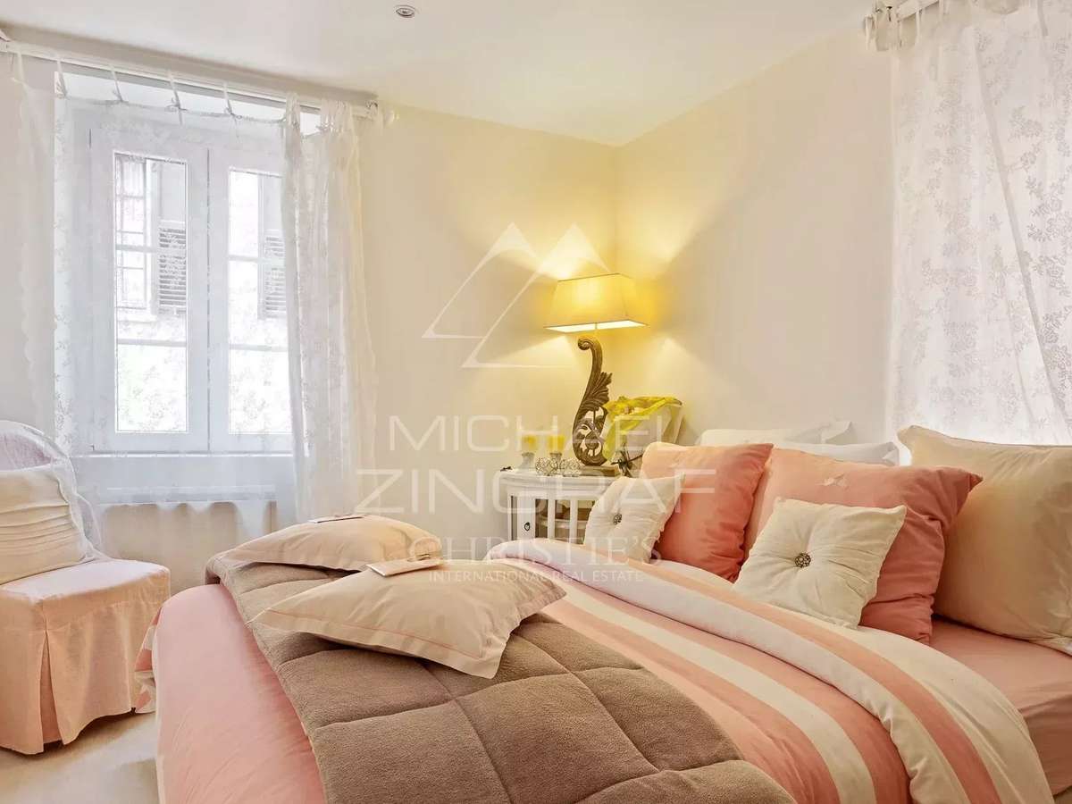 Appartement Châteauneuf-Grasse