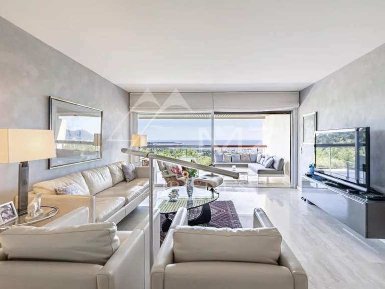 Appartement Le Cannet - 2 chambres - 98m²