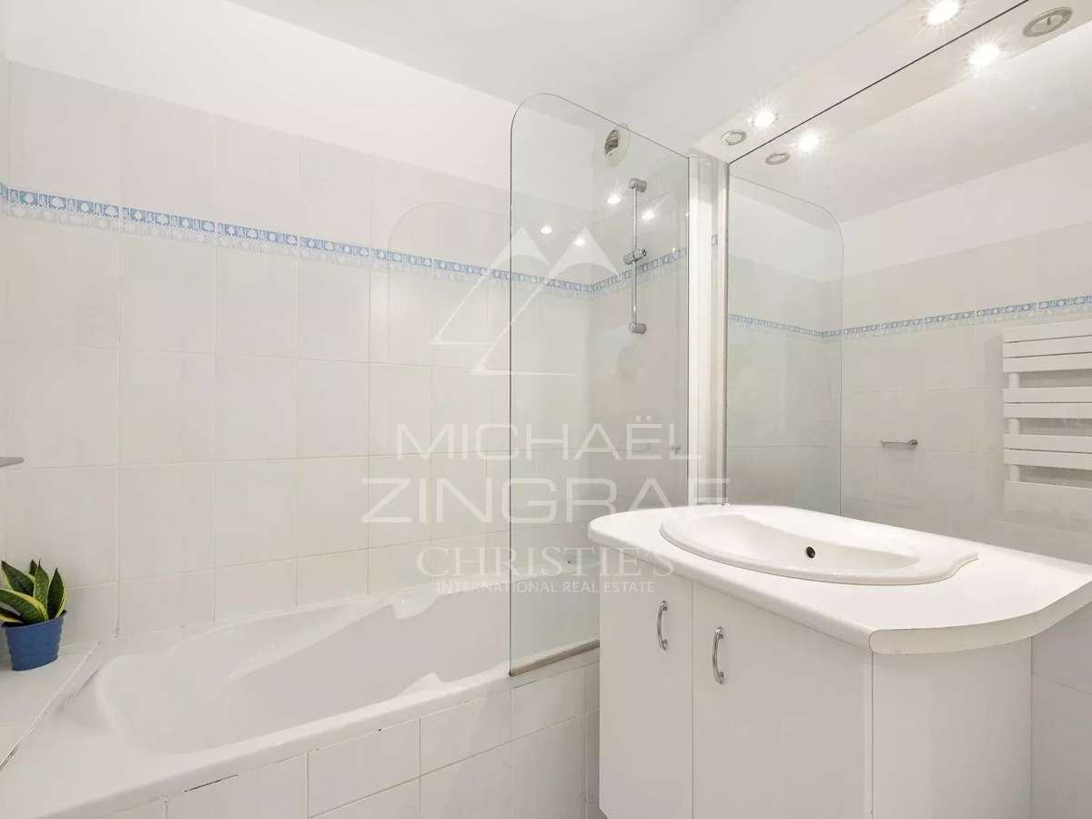Apartment cap-d-antibes