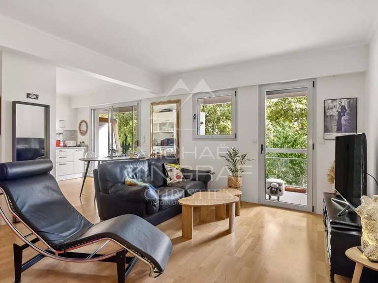 Appartement Cap-d-antibes - 2 chambres - 67m²