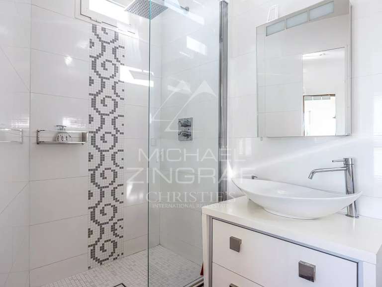 Apartment with Sea view Juan-les-pins - 3 bedrooms - 97m²