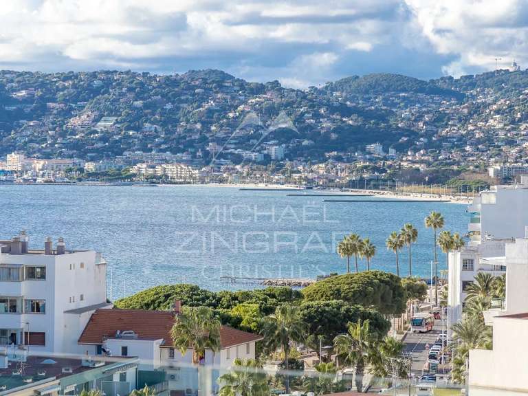 Apartment with Sea view Juan-les-pins - 3 bedrooms - 97m²