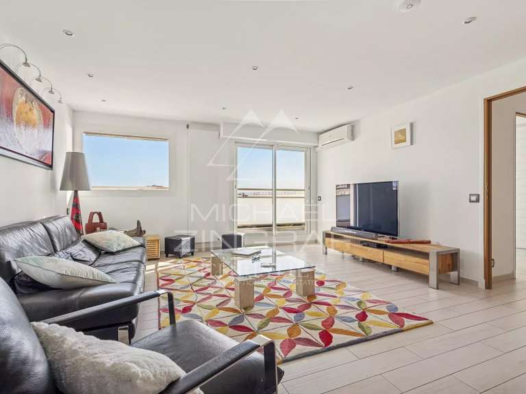 Apartment with Sea view Juan-les-pins - 3 bedrooms - 97m²