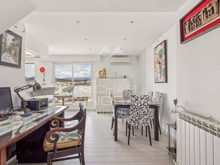 Apartment with Sea view Juan-les-pins - 3 bedrooms - 97m²