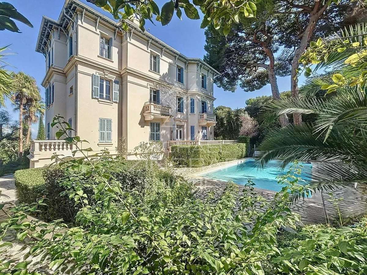 Appartement Cap-d-antibes