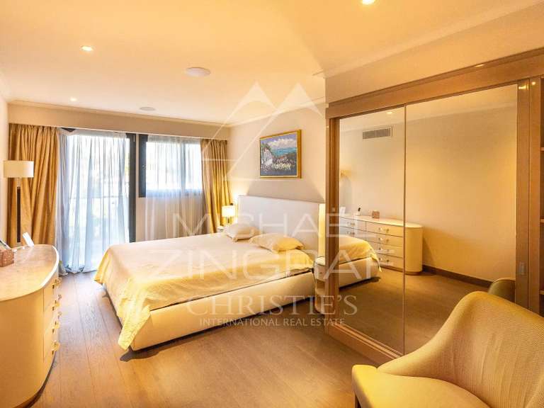 Apartment Cap-d-antibes - 3 bedrooms - 114m²