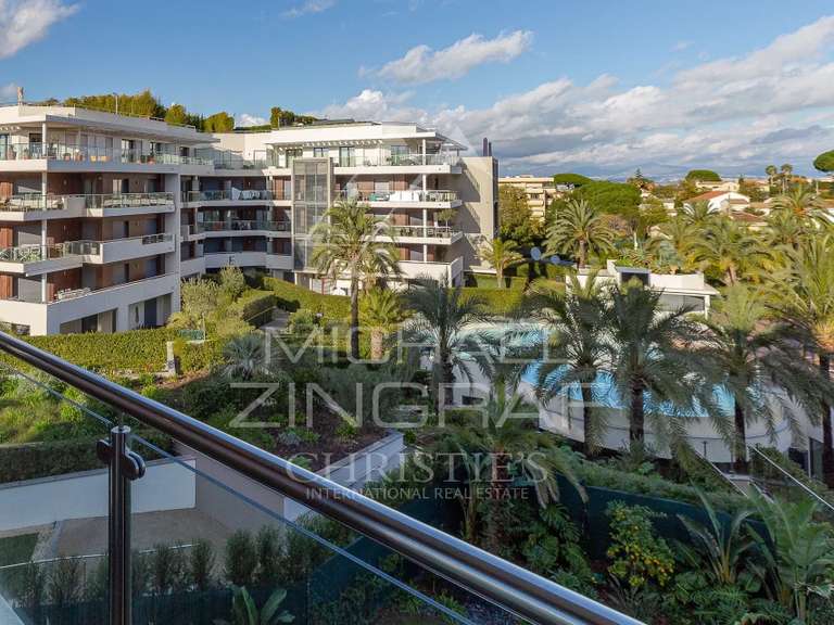 Apartment Cap-d-antibes - 3 bedrooms - 119m²