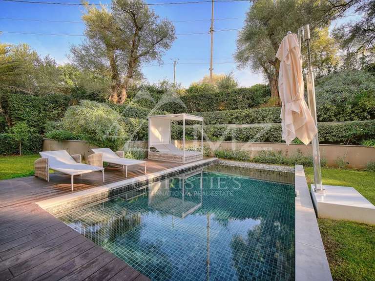 Apartment Cap-d-antibes - 3 bedrooms - 100m²