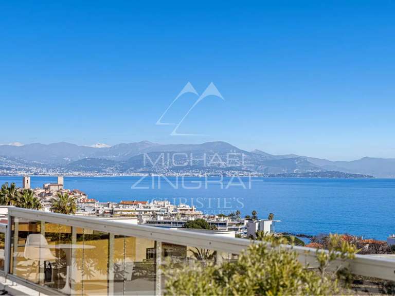 Apartment Juan-les-pins - 3 bedrooms - 125m²