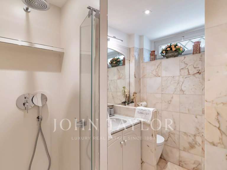 Apartment Beaulieu-sur-Mer - 4 bedrooms - 169m²