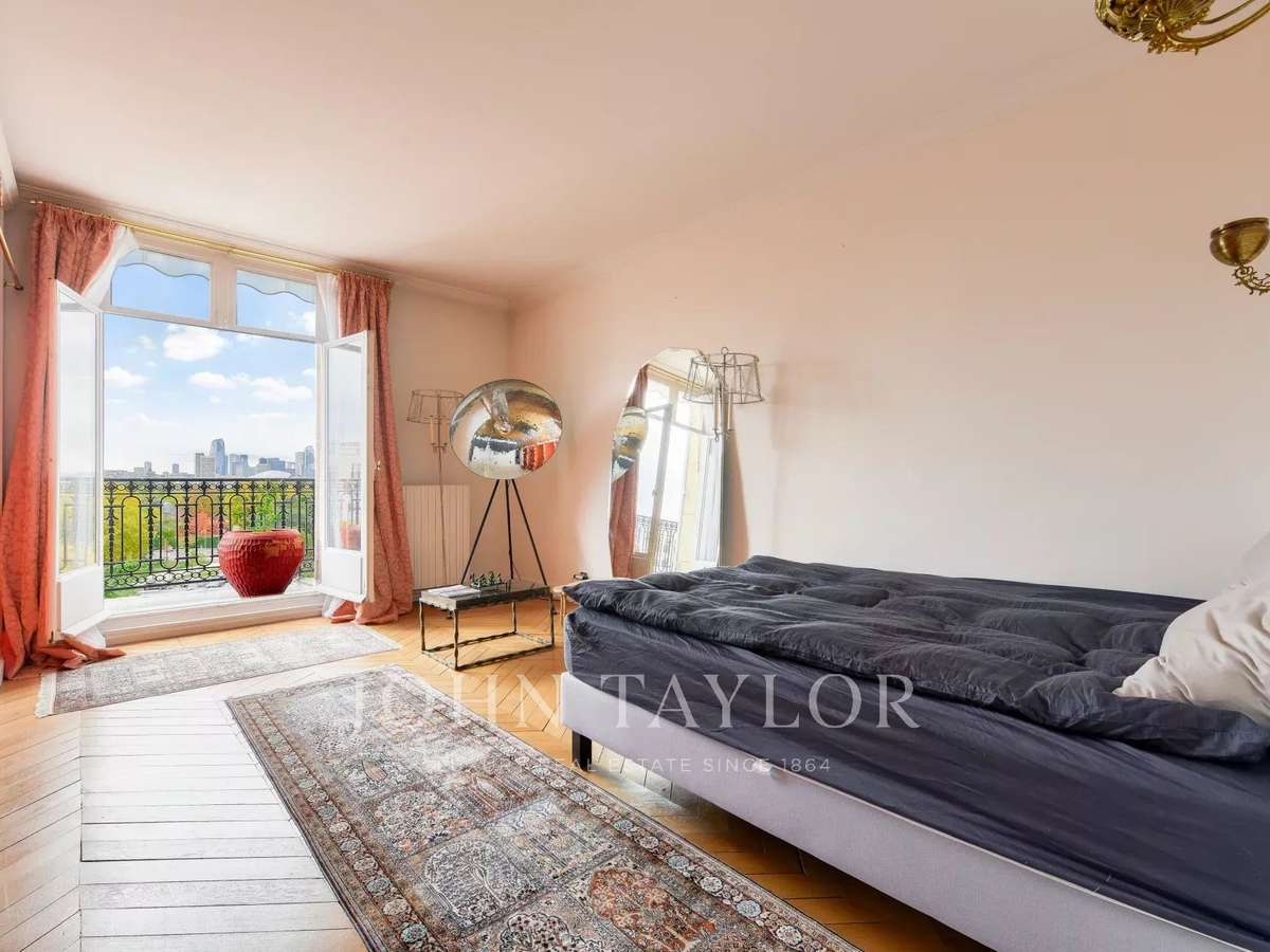 Apartment Paris 16e