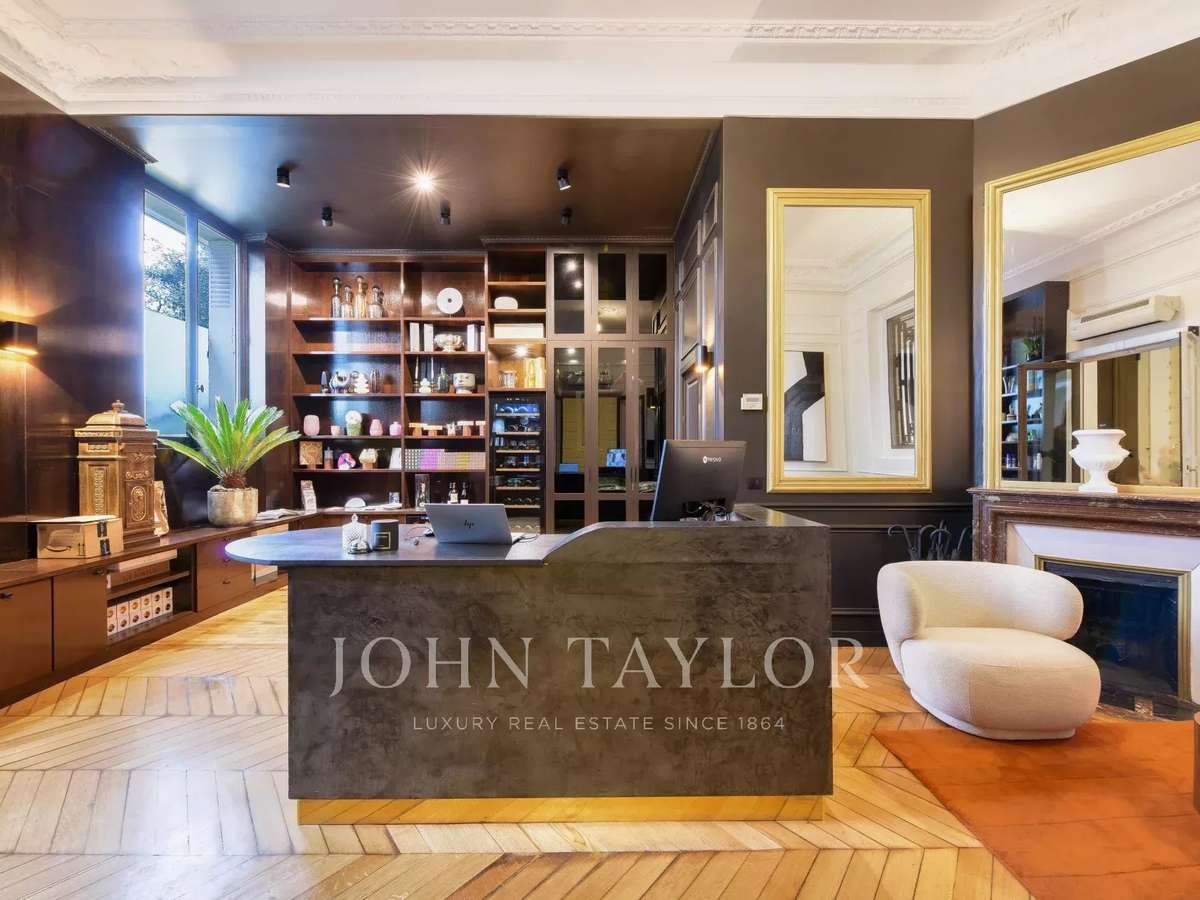 Apartment Paris 16e