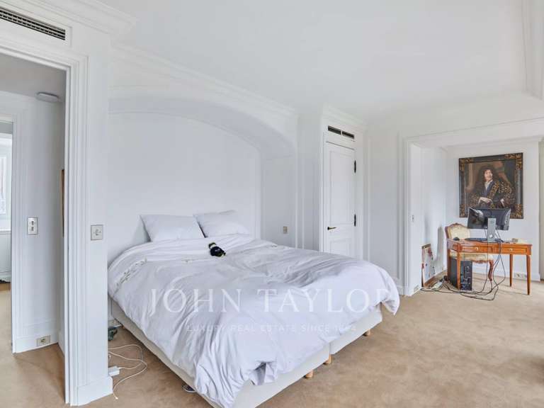 Appartement Paris 7e - 3 chambres - 187m²