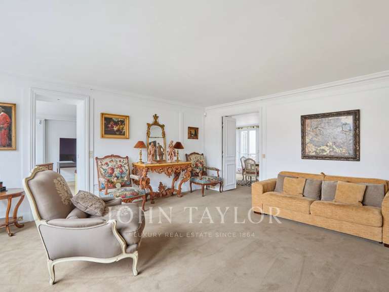 Appartement Paris 7e - 3 chambres - 187m²