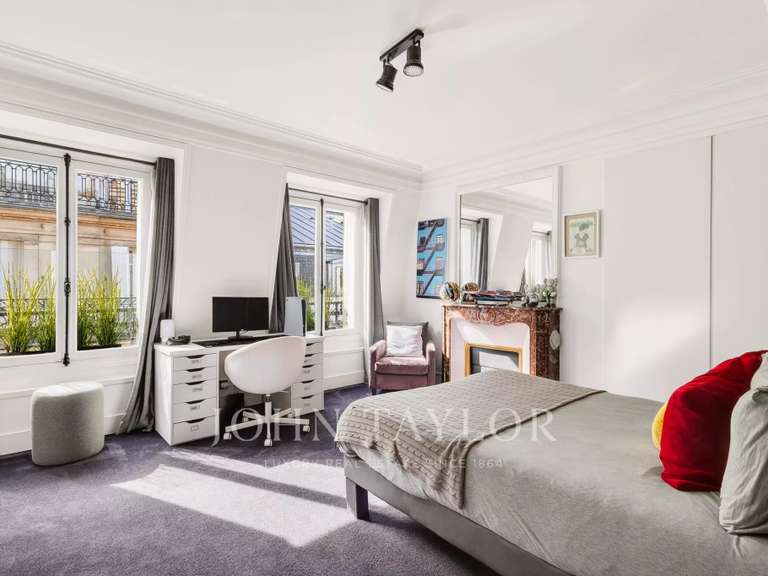 Appartement Paris 16e - 5 chambres - 344m²