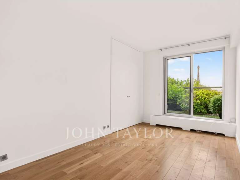 Appartement Paris 16e - 3 chambres - 170m²