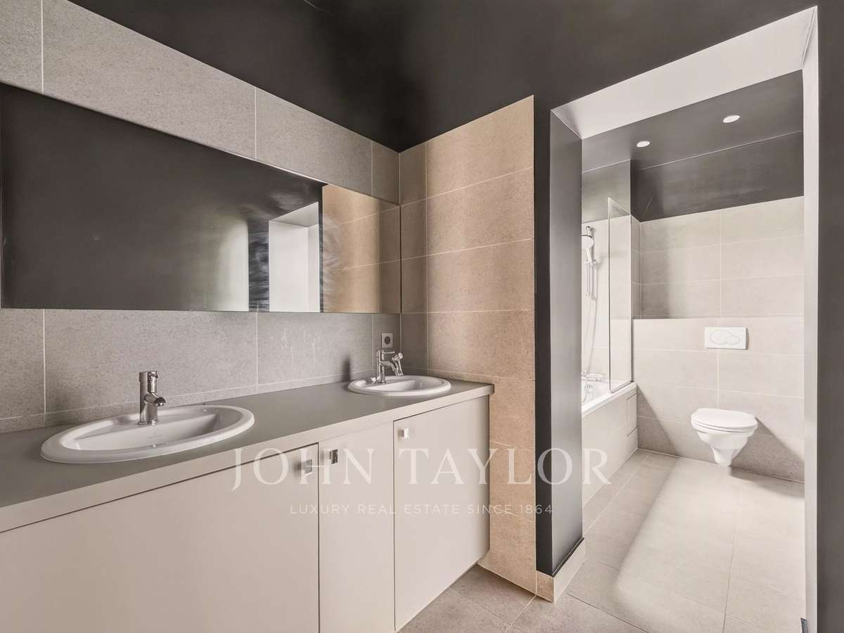 Apartment Paris 16e
