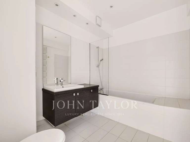 Appartement Paris 16e - 3 chambres - 170m²