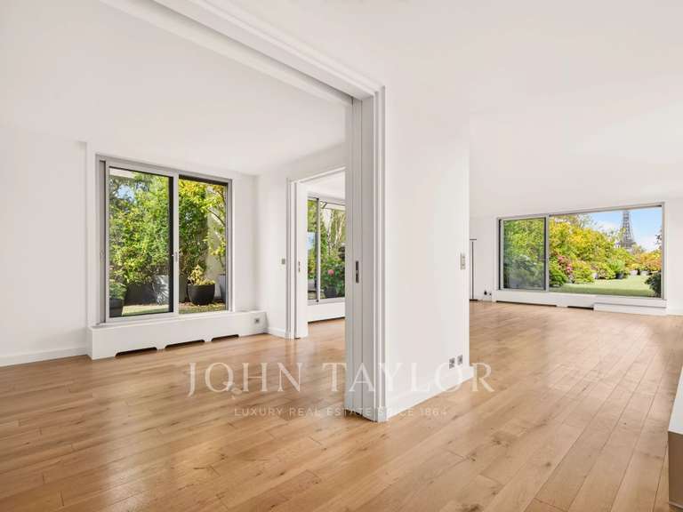Appartement Paris 16e - 3 chambres - 170m²