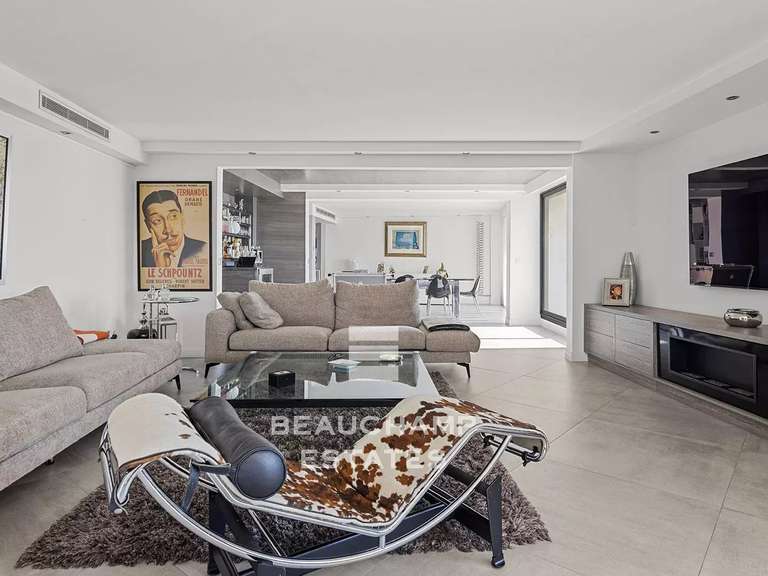 Appartement Mandelieu-la-Napoule - 3 chambres - 200m²