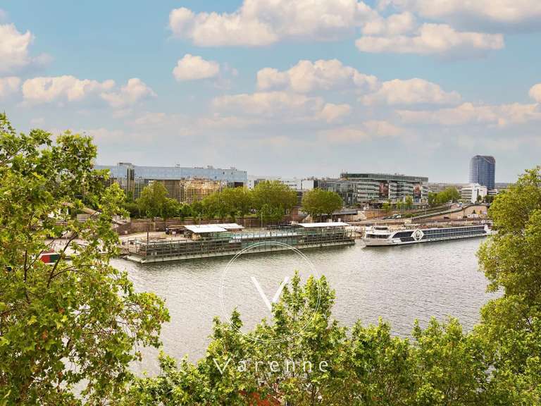 Appartement Paris 16e - 2 chambres - 119m²