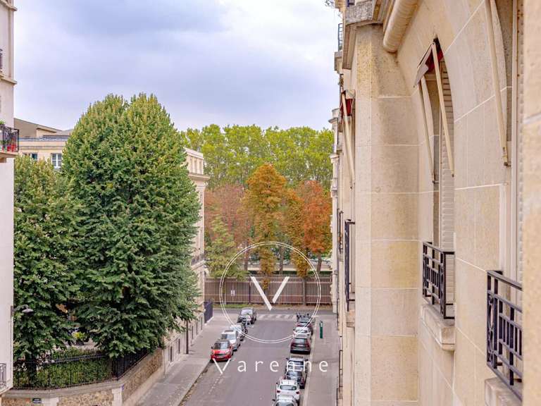 Appartement Paris 7e - 4 chambres - 180m²