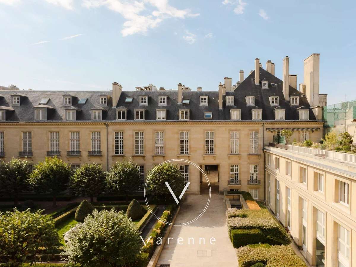 Apartment Paris 3e