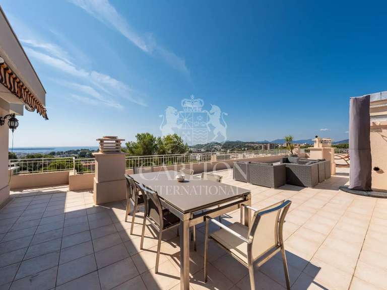 Apartment with Sea view Le Cannet - 2 bedrooms - 90m²