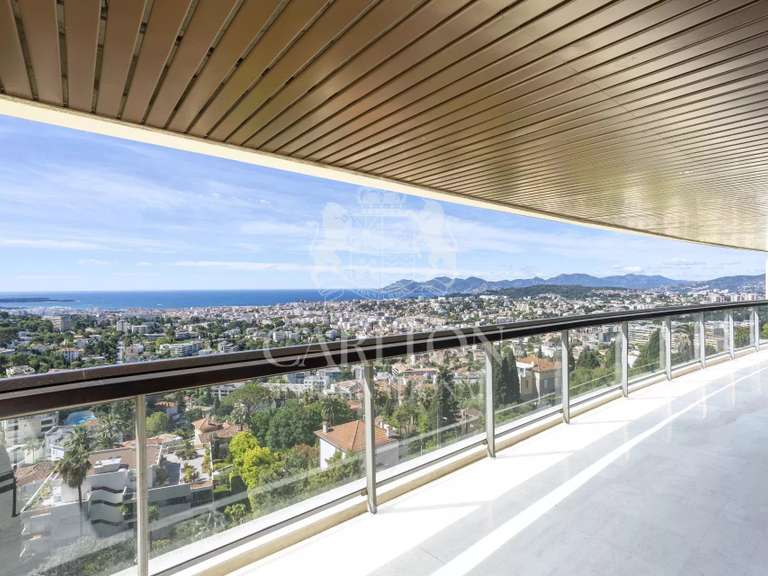 Apartment with Sea view Le Cannet - 3 bedrooms - 142m²