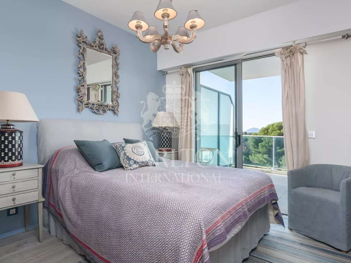Apartment cap-d-antibes