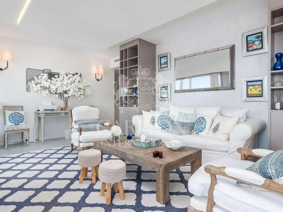 Apartment cap-d-antibes