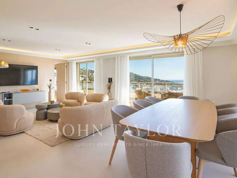 Apartment with Sea view Le Cannet - 5 bedrooms - 180m²