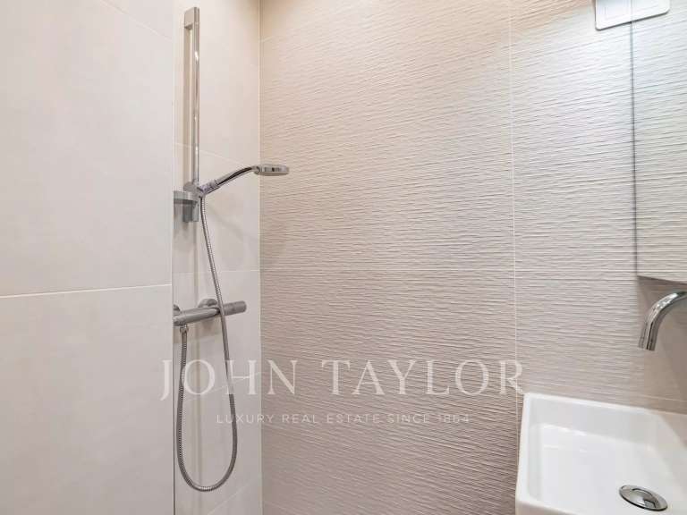 Appartement Vallauris - 2 chambres - 85m²