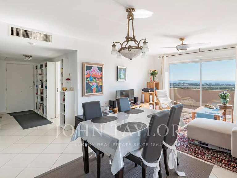 Apartment with Sea view Mandelieu-la-Napoule - 2 bedrooms - 71m²
