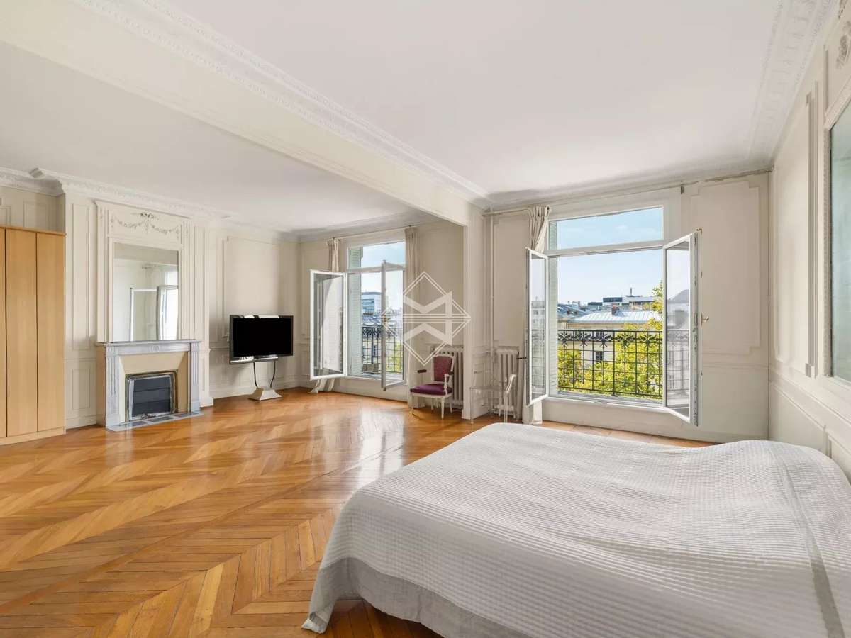 Apartment Paris 7e