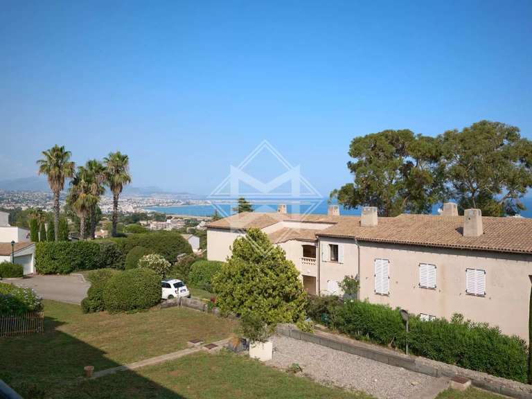 Apartment with Sea view Villeneuve-Loubet - 2 bedrooms - 114m²